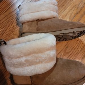 Ugg fluff mini quilted boots